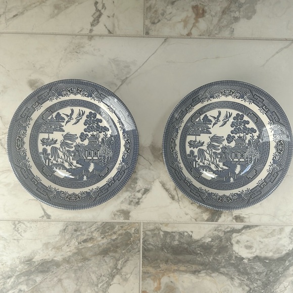 2  bowls Churchill Blue Willow Bowls set - Picture 2 of 6